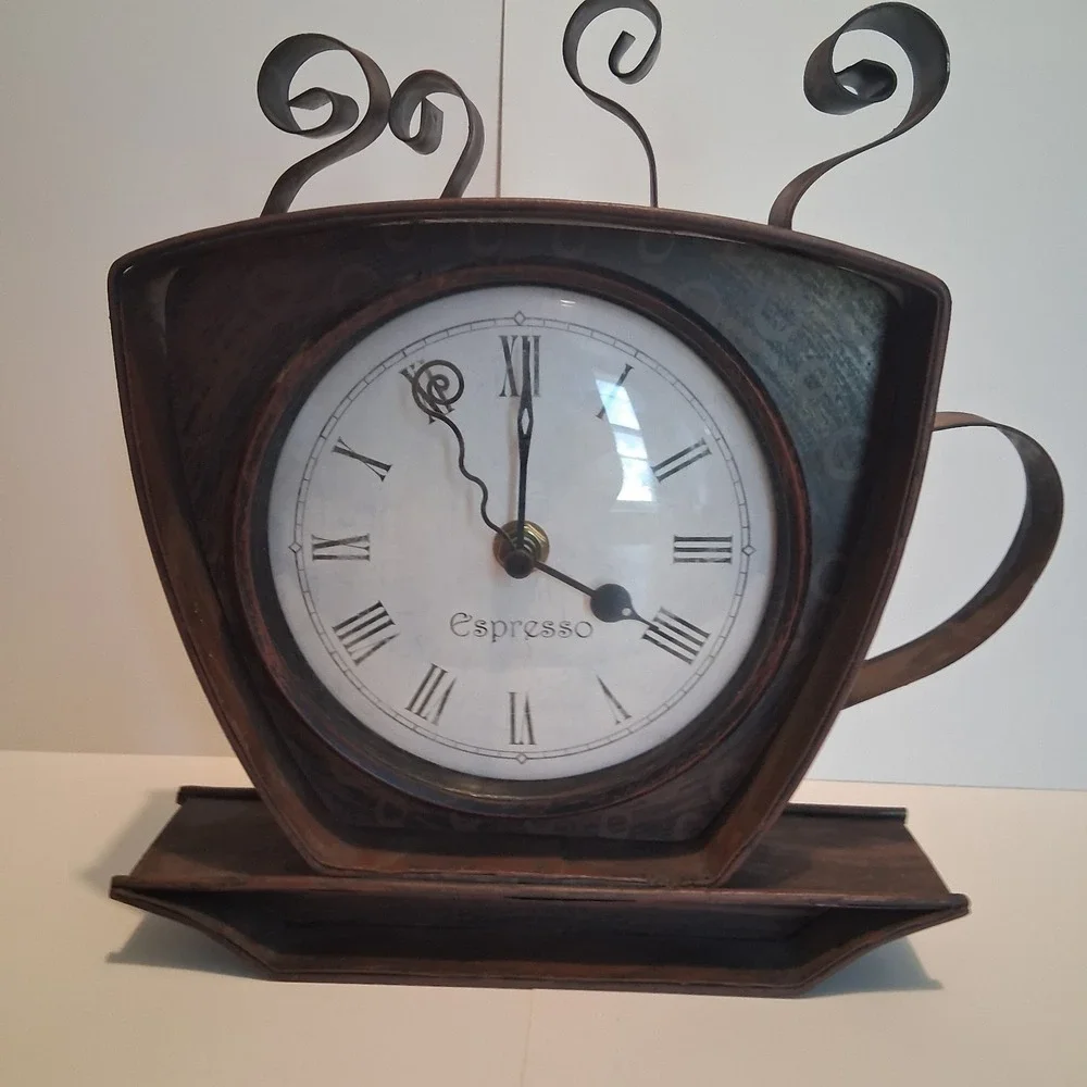 Bronze Metal Coffee Cup Wall Clock Home Decor Coffee Bar Kitchen Gift Tested EUC